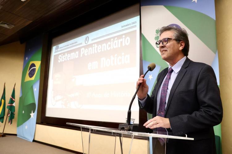 Sistema Penitenciário do Paraná celebra 117 anos com solenidade marcada por homenagens, palestras e reconhecimento institucional