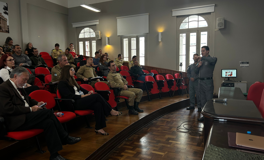 Curso Interinstitucional de Educação em Direitos Humanos