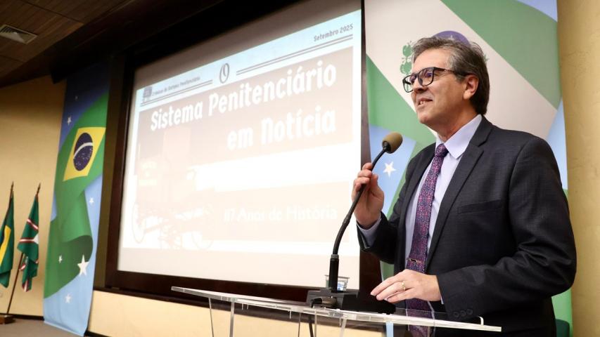 Sistema Penitenciário do Paraná celebra 117 anos com solenidade marcada por homenagens, palestras e reconhecimento institucional